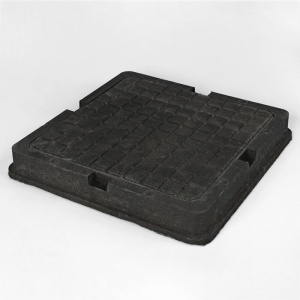 Люк полимерно-песчаный квадратный 1,5тн 700х700 черный